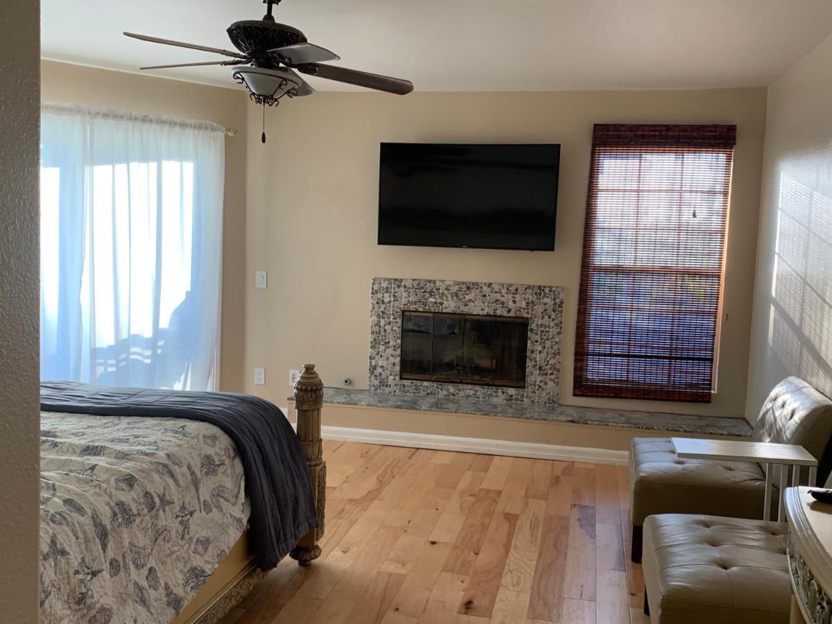 Pacific Breeze Right Next To Huntington Beach Pier! Steps From Beach!! Esterno foto
